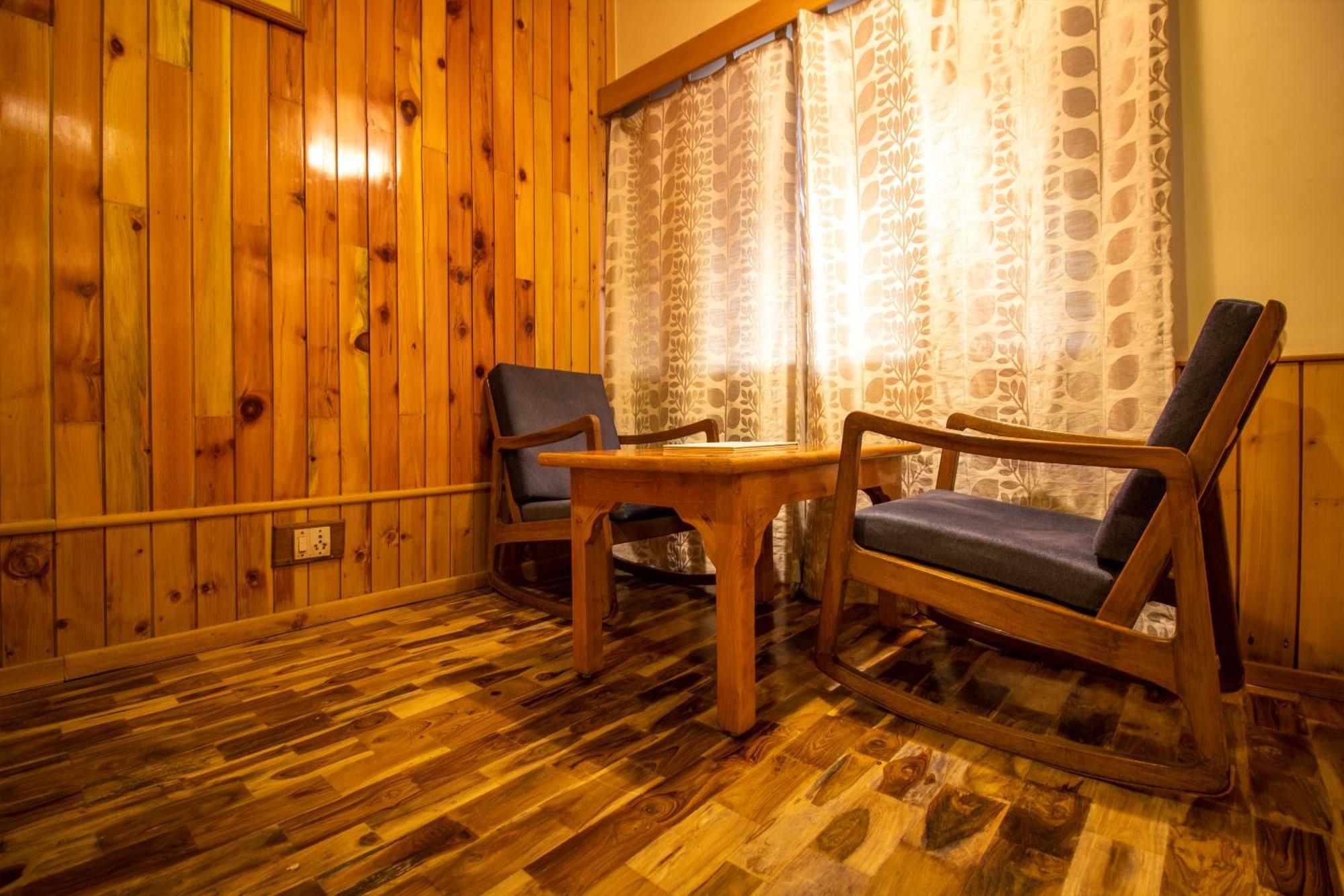 Hotel Negi'S Mayflower A Heritage Since 1965 마날리 외부 사진