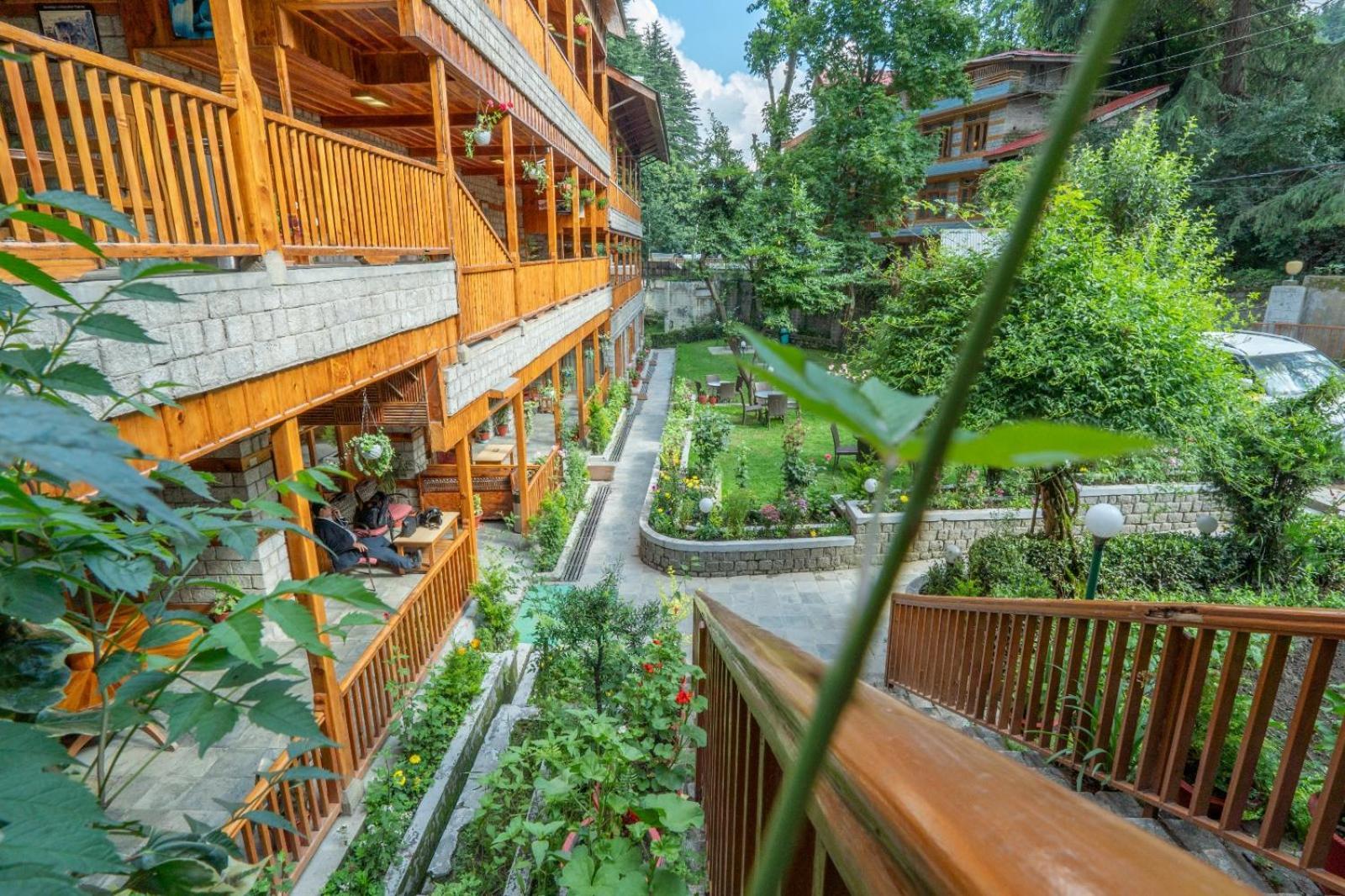Hotel Negi'S Mayflower A Heritage Since 1965 마날리 외부 사진