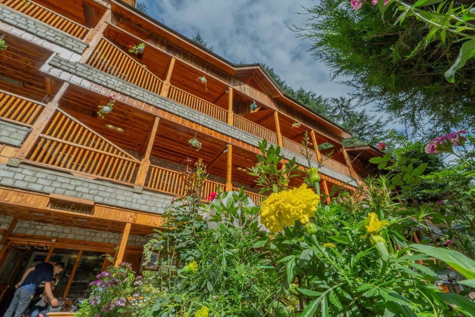 Hotel Negi'S Mayflower A Heritage Since 1965 마날리 외부 사진