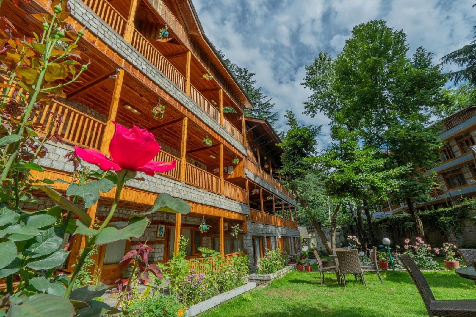 Hotel Negi'S Mayflower A Heritage Since 1965 마날리 외부 사진
